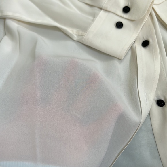 Andrew Marc Silk Blouse - Picture 4 of 5